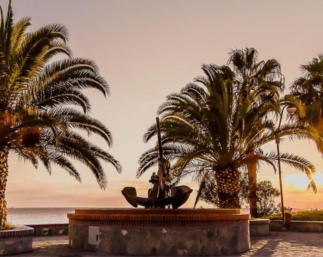 Casa Vacanze Il Paese Dipinto Montegiordano Exterior foto
